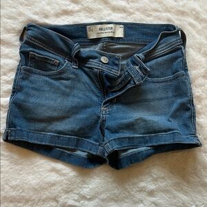 Hollister Women's Classic Blue Jean Shorts